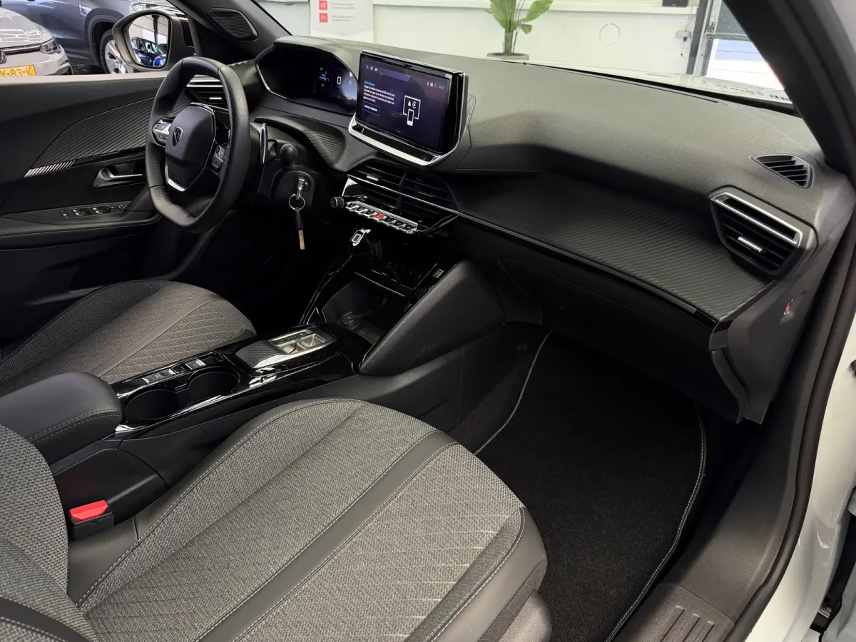 1.2 PureTech 130 Allure CarPlay