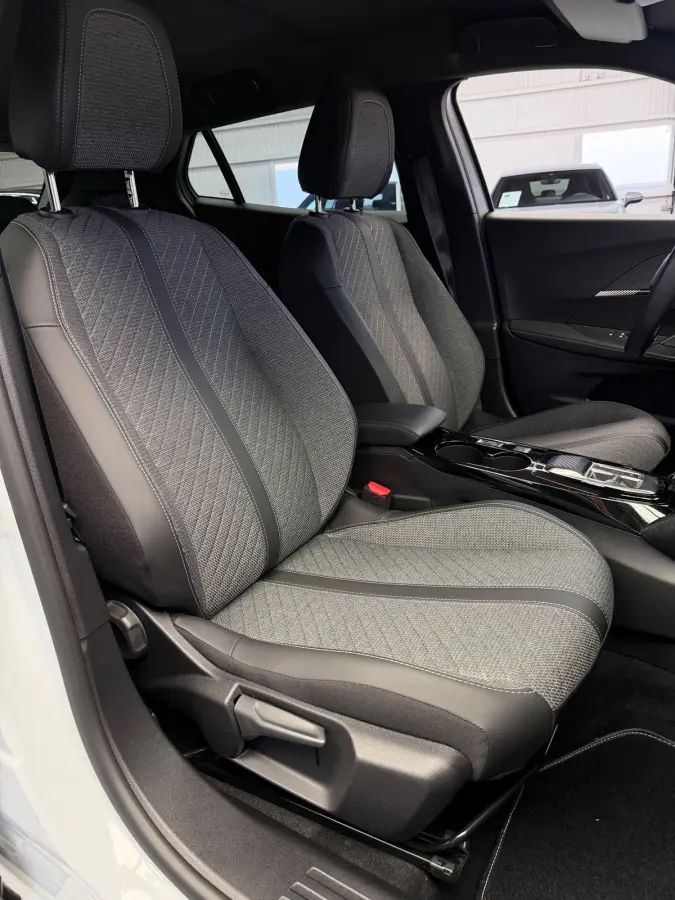 1.2 PureTech 130 Allure CarPlay