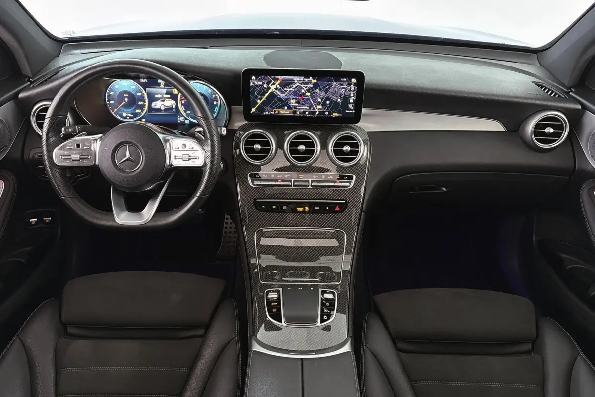 300e 4MATIC Premium Plus AMG Pano Burmester Luchtvering Treeplanken 20"
