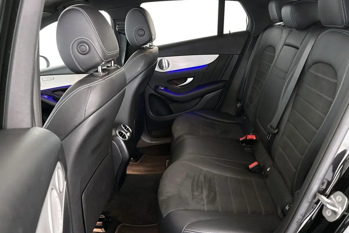 300e 4MATIC Premium Plus AMG Pano Burmester Luchtvering Treeplanken 20"
