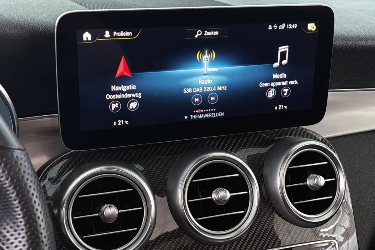 300e 4MATIC Premium Plus AMG Pano Burmester Luchtvering Treeplanken 20"