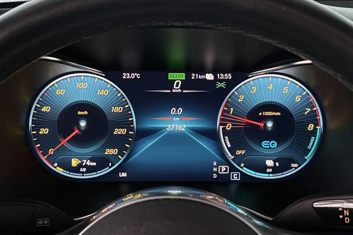 300e 4MATIC Premium Plus AMG Pano Burmester Luchtvering Treeplanken 20"