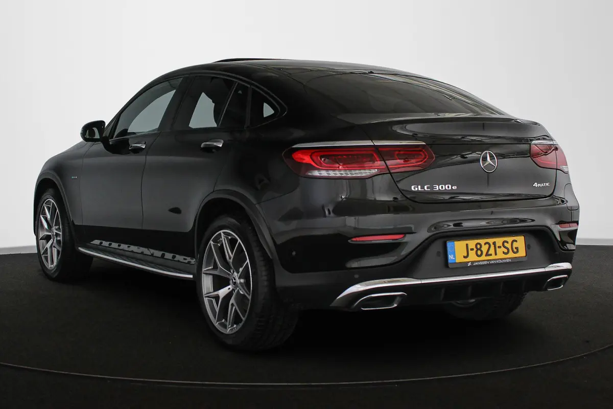 300e 4MATIC Premium Plus AMG Pano Burmester Luchtvering Treeplanken 20"