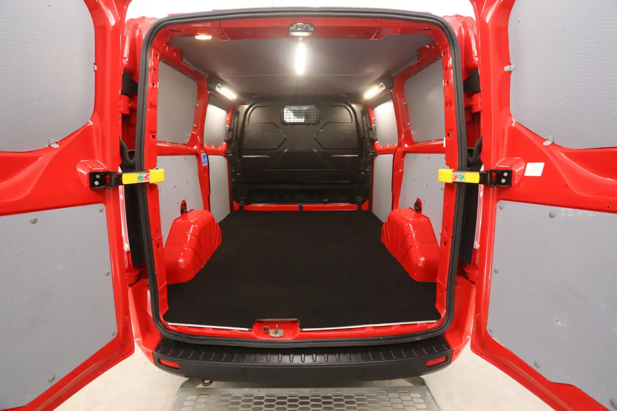 2.0 TDCI L1H1 | Automaat | Airco | Camera | Cruise | 2xSchuifdeur | 3 Zits | Carplay | Parkeersens.