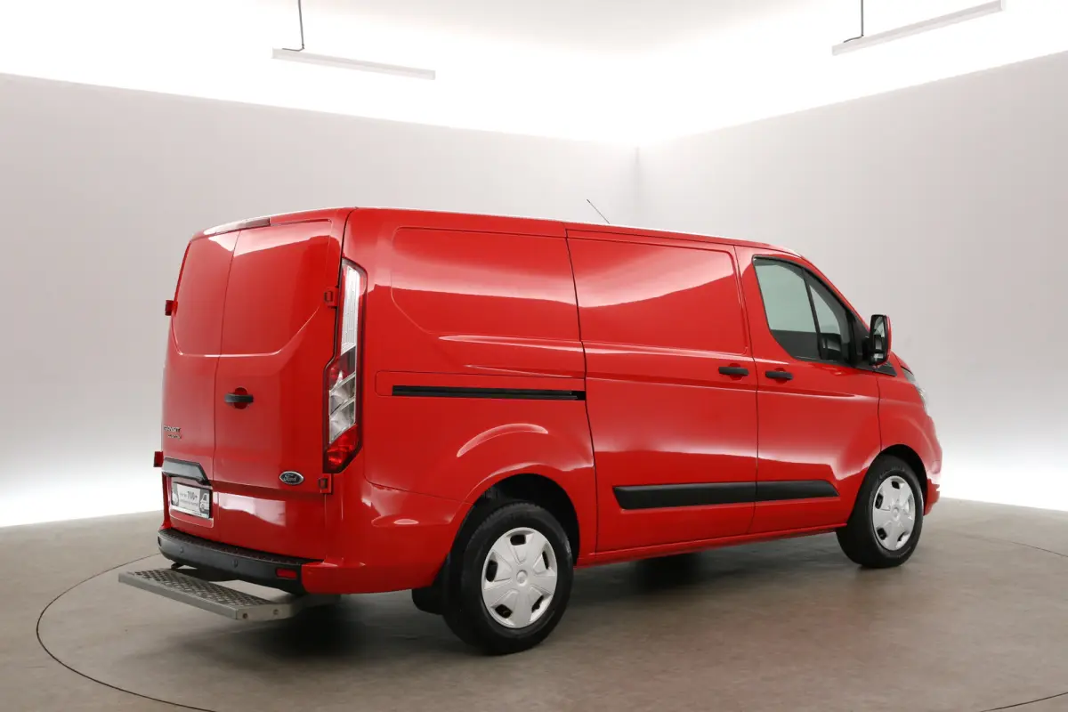 2.0 TDCI L1H1 | Automaat | Airco | Camera | Cruise | 2xSchuifdeur | 3 Zits | Carplay | Parkeersens.