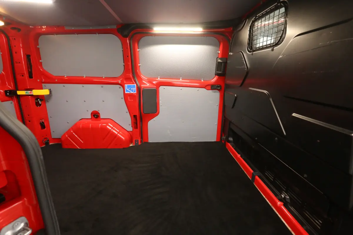 2.0 TDCI L1H1 | Automaat | Airco | Camera | Cruise | 2xSchuifdeur | 3 Zits | Carplay | Parkeersens.