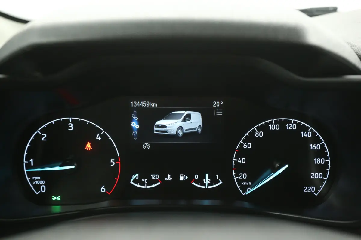 1.5 TDCI 120PK Sport | 3 Zits | Clima | Camera | Cruise | Bi-Xenon | Carplay | Navi | Parkeersens.