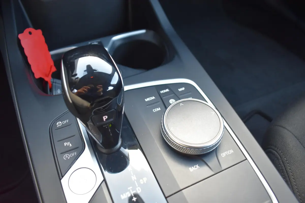 118i