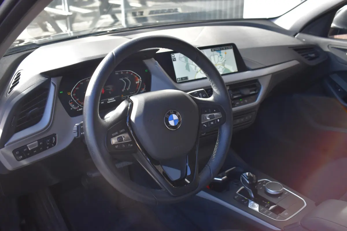 118i