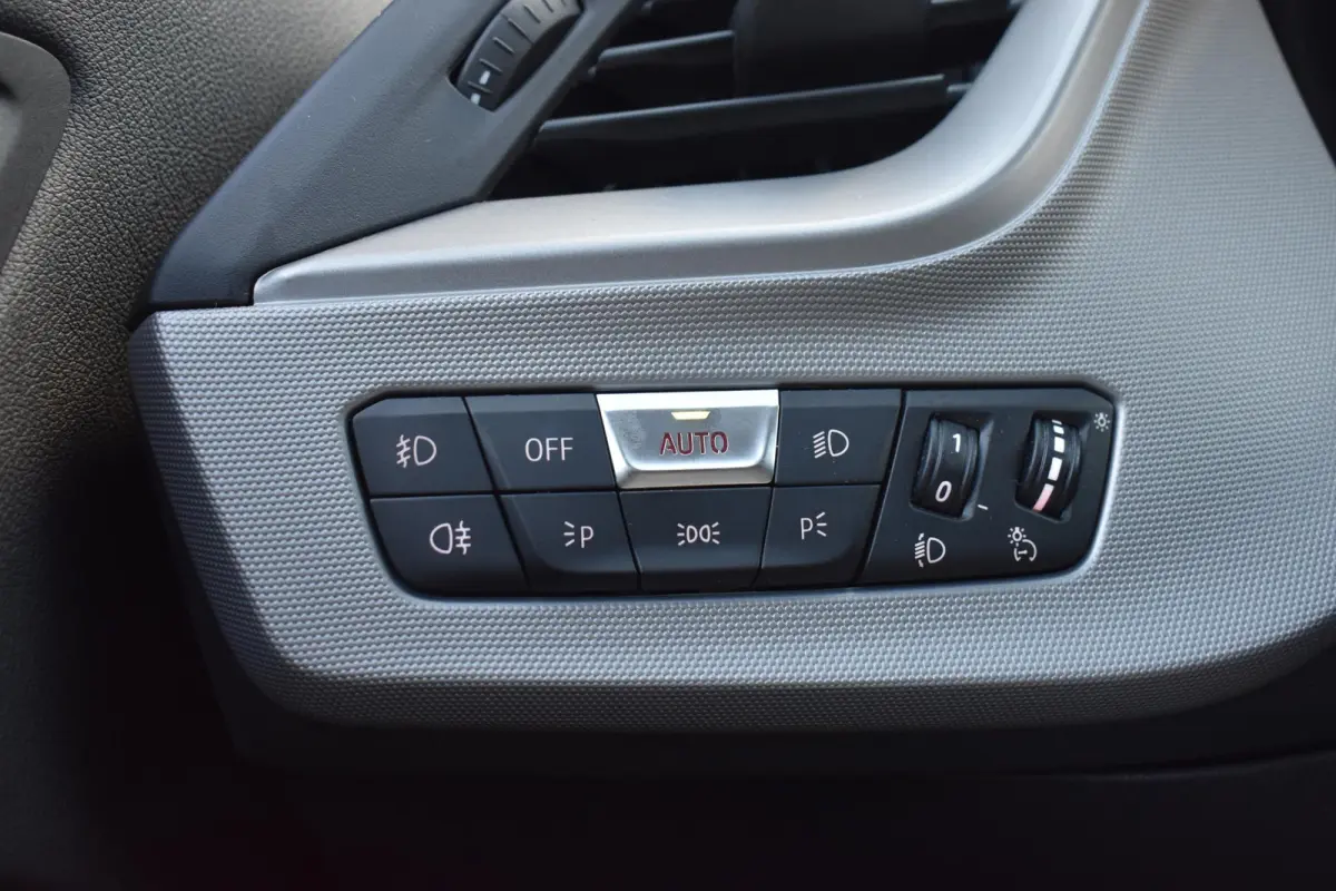 118i