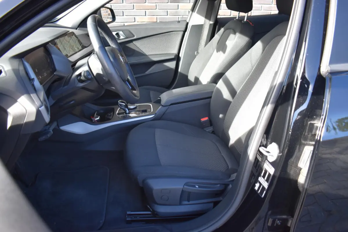 118i