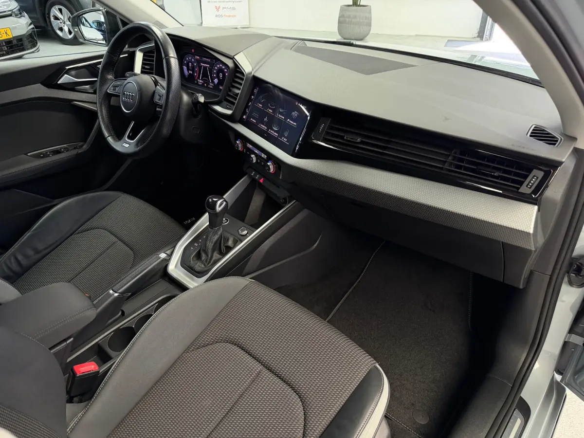30 TFSI 2x S-Line CarPlay
