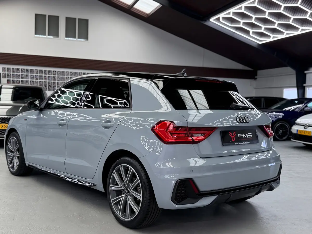 30 TFSI 2x S-Line CarPlay