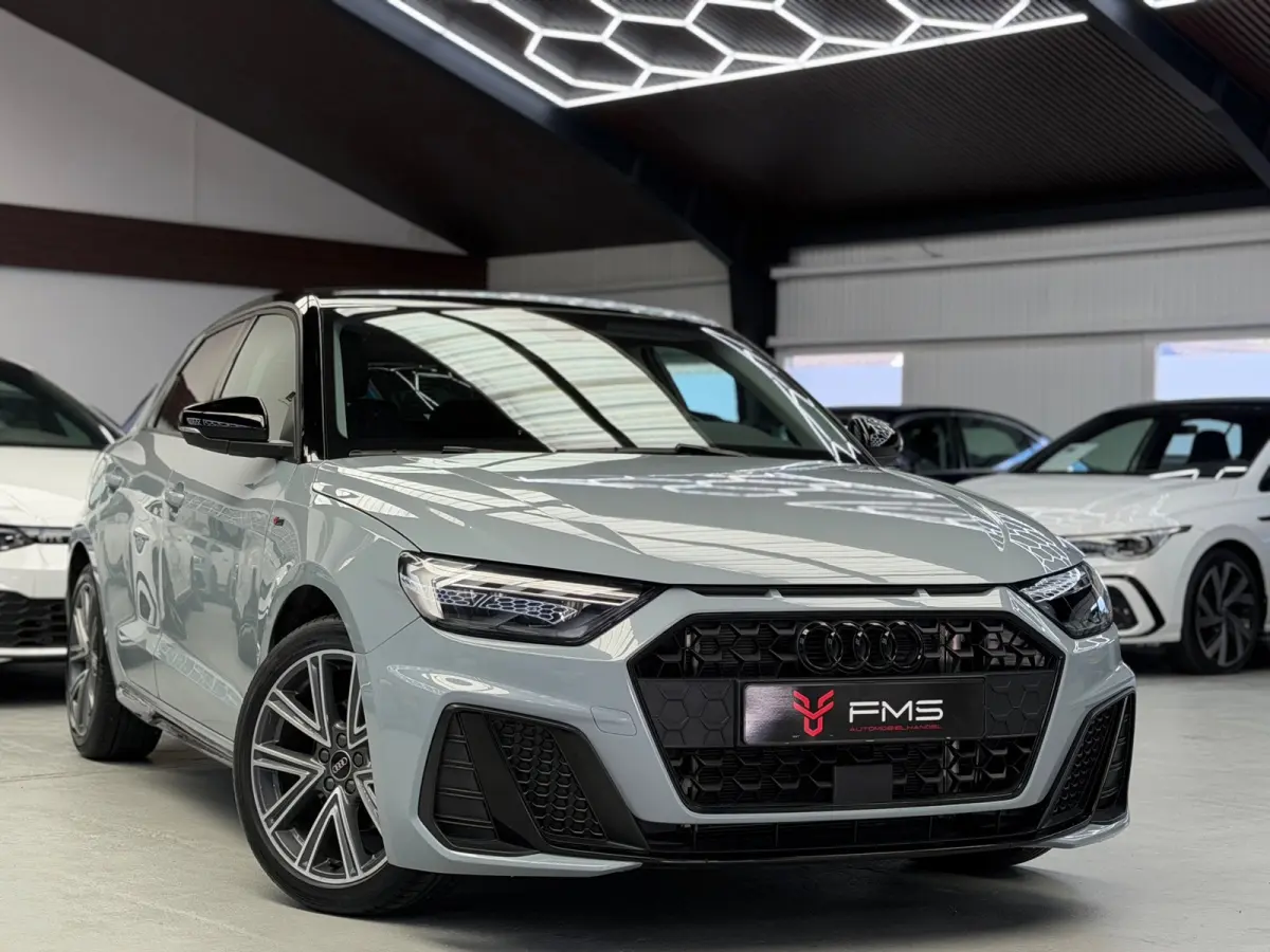 30 TFSI 2x S-Line CarPlay
