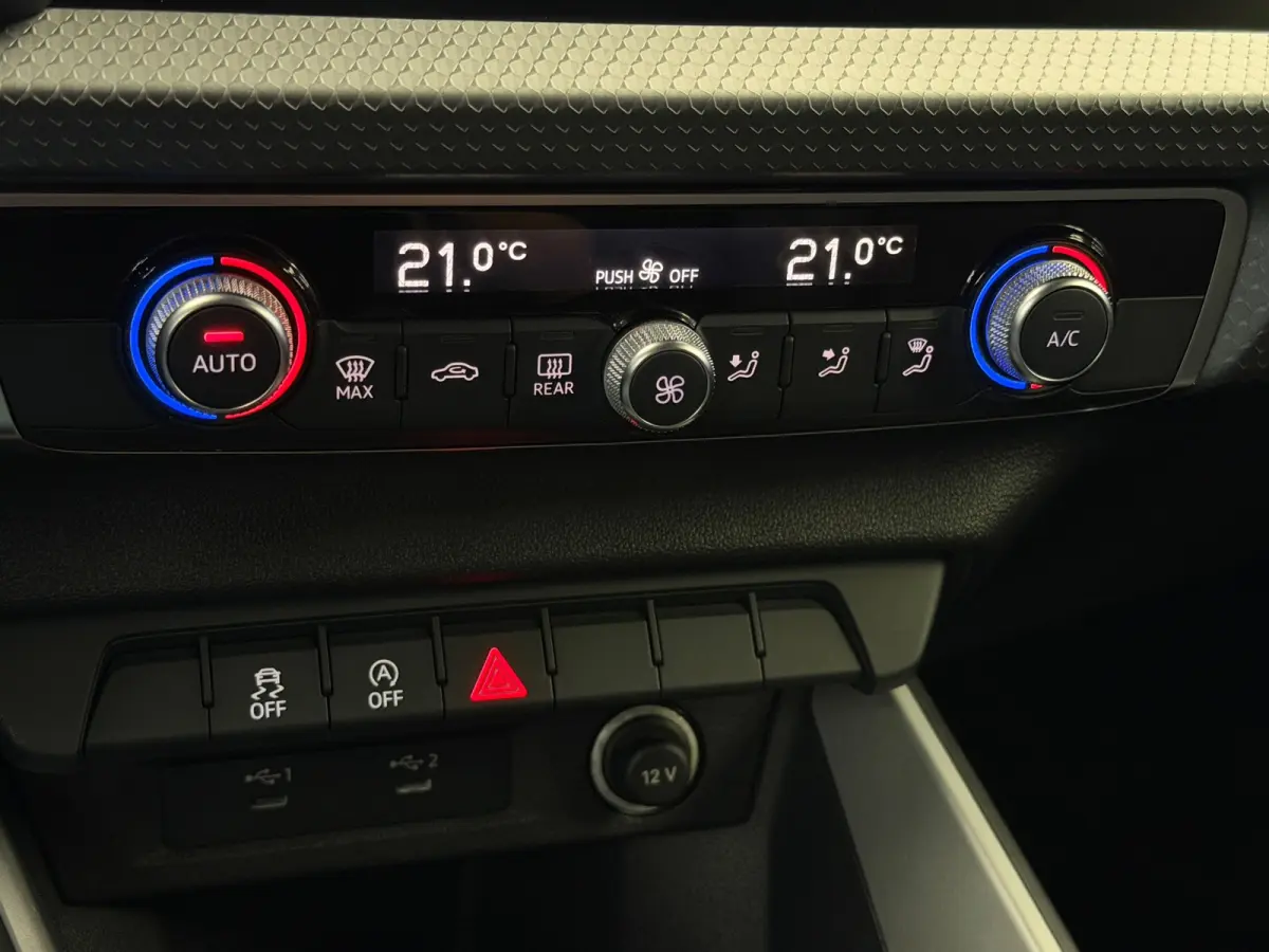 30 TFSI 2x S-Line CarPlay