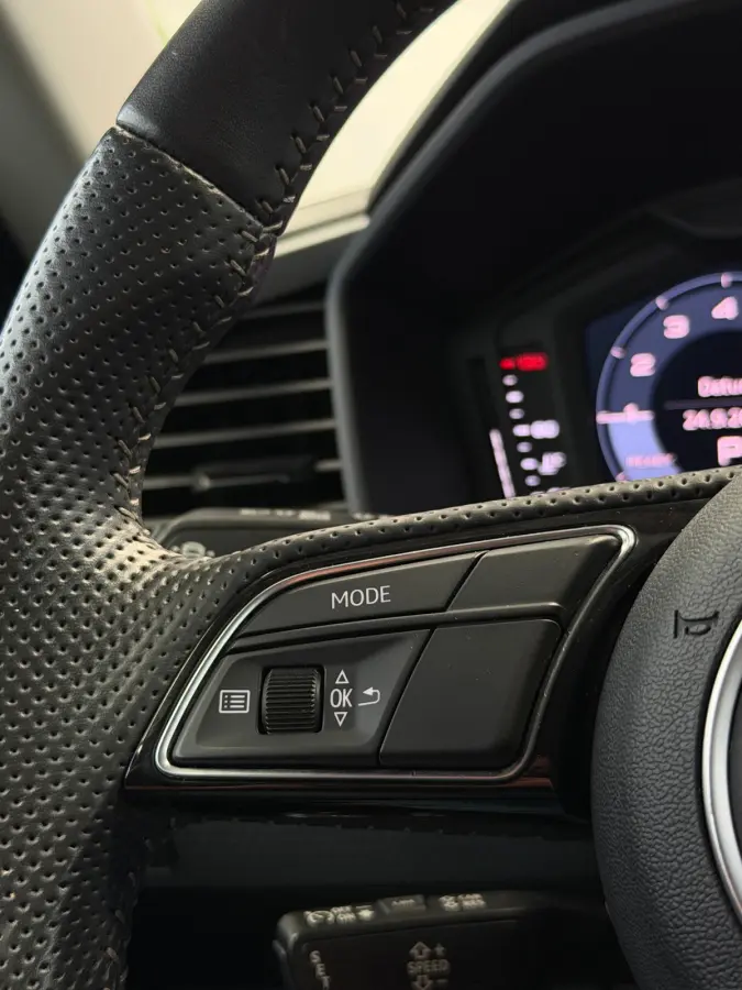 30 TFSI 2x S-Line CarPlay