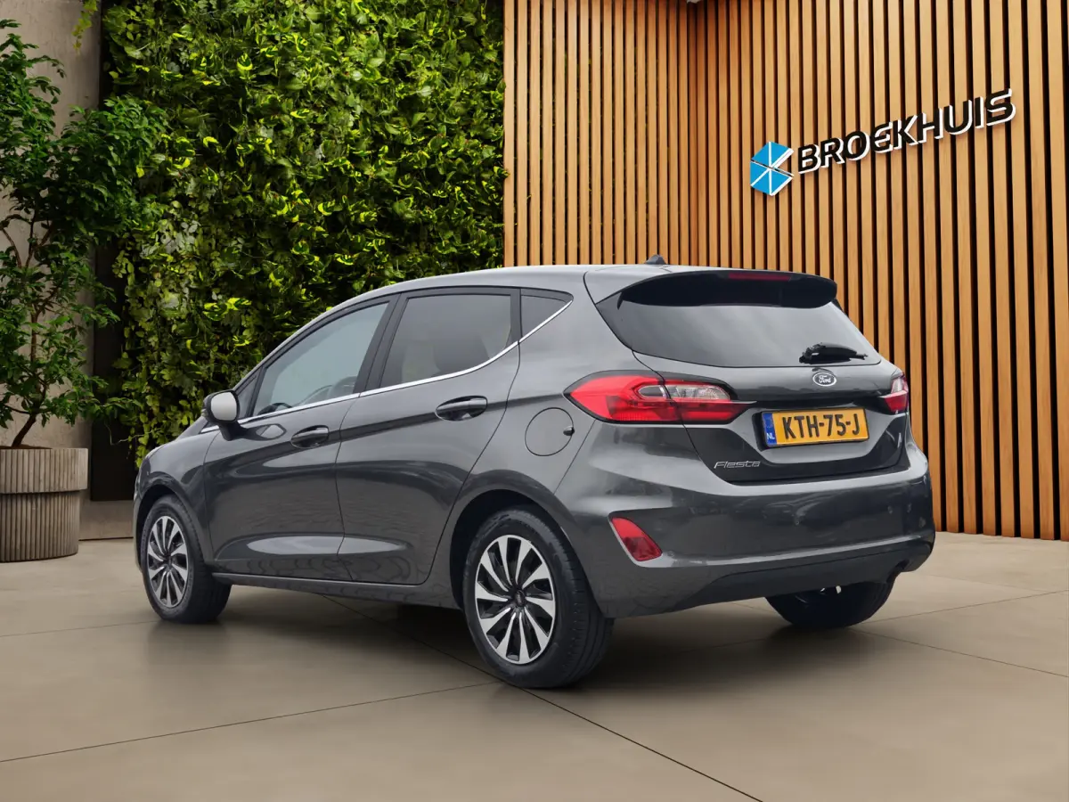 1.0 EcoBoost Titanium | Apple Carplay | Stoel- stuurverw. | Climate control | Cruise control
