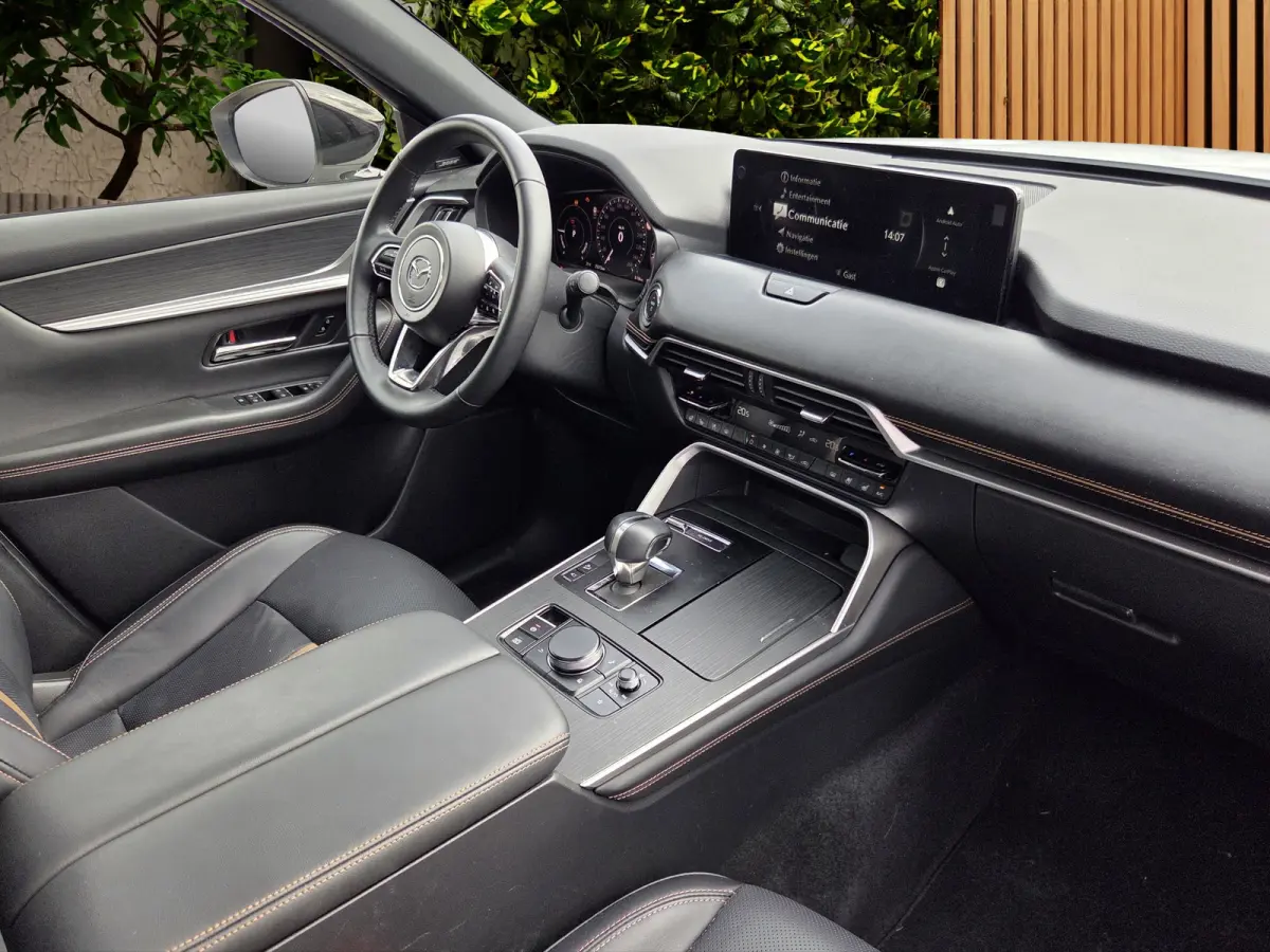 2.5 e-SkyActiv PHEV Homura Plus