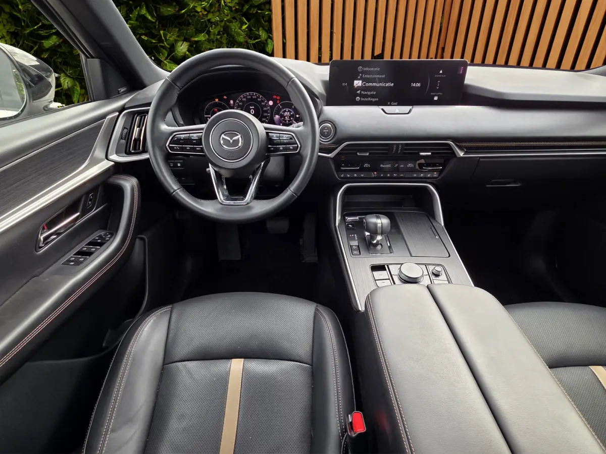 2.5 e-SkyActiv PHEV Homura Plus