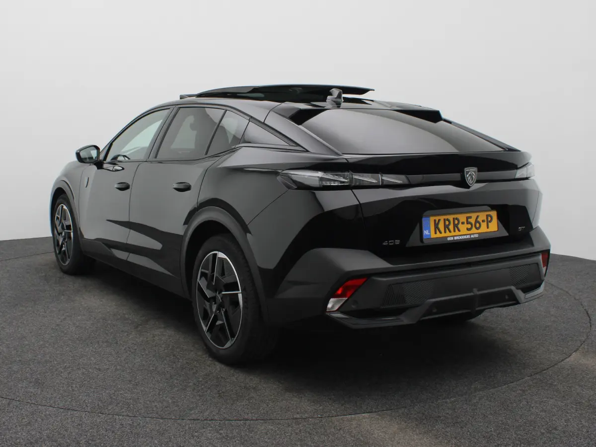 1.2 PureTech GT 130 EAT8 Panorama Dak | Navigatie | Elektrische Stoelen met Geheugenfunctie | Parkeersensoren Voor en Achter | 360* Graden Camera | Dodehoekbewaking | Elektrische Kofferklep