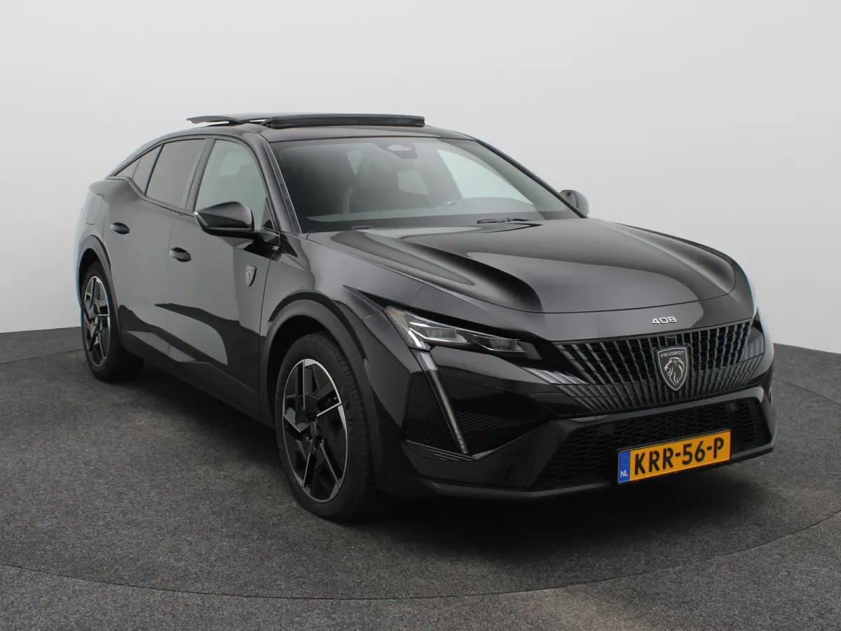 1.2 PureTech GT 130 EAT8 Panorama Dak | Navigatie | Elektrische Stoelen met Geheugenfunctie | Parkeersensoren Voor en Achter | 360* Graden Camera | Dodehoekbewaking | Elektrische Kofferklep