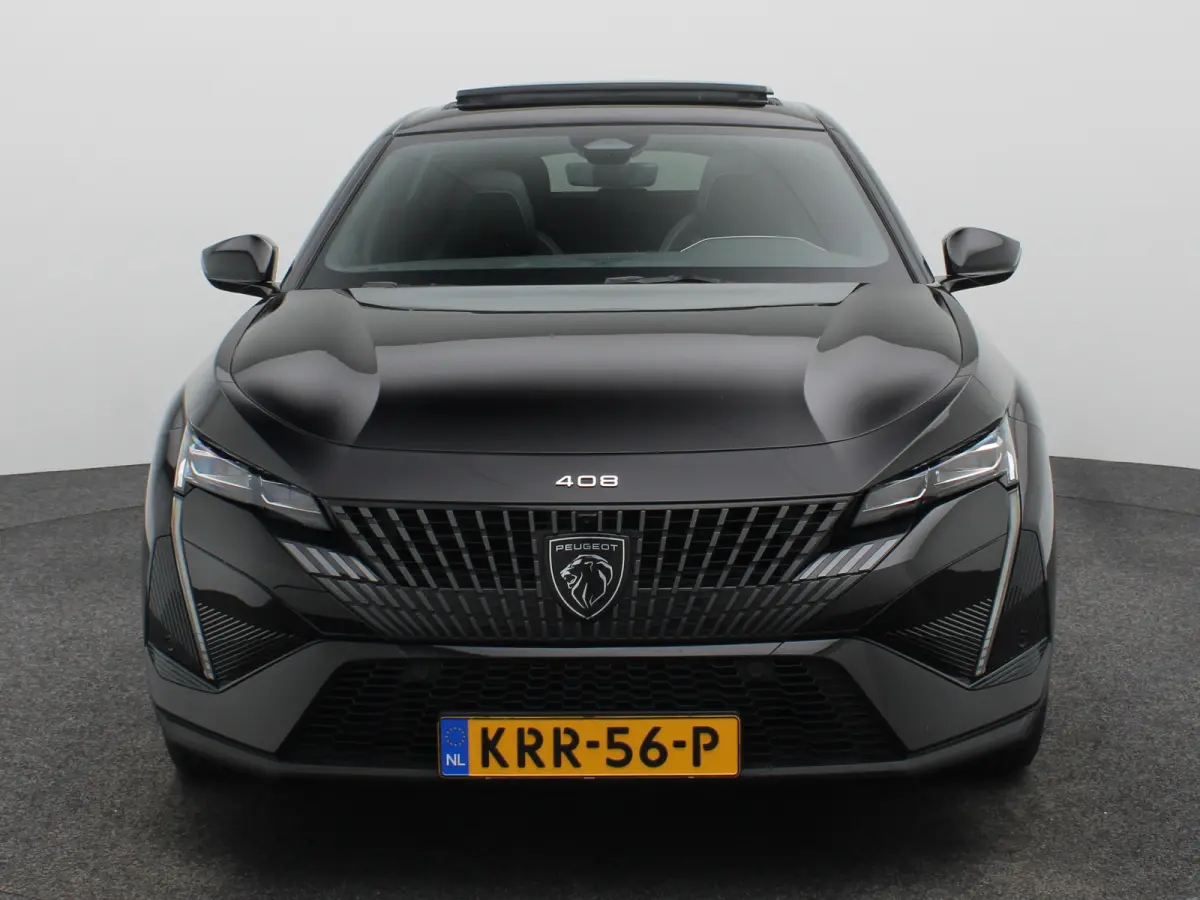1.2 PureTech GT 130 EAT8 Panorama Dak | Navigatie | Elektrische Stoelen met Geheugenfunctie | Parkeersensoren Voor en Achter | 360* Graden Camera | Dodehoekbewaking | Elektrische Kofferklep