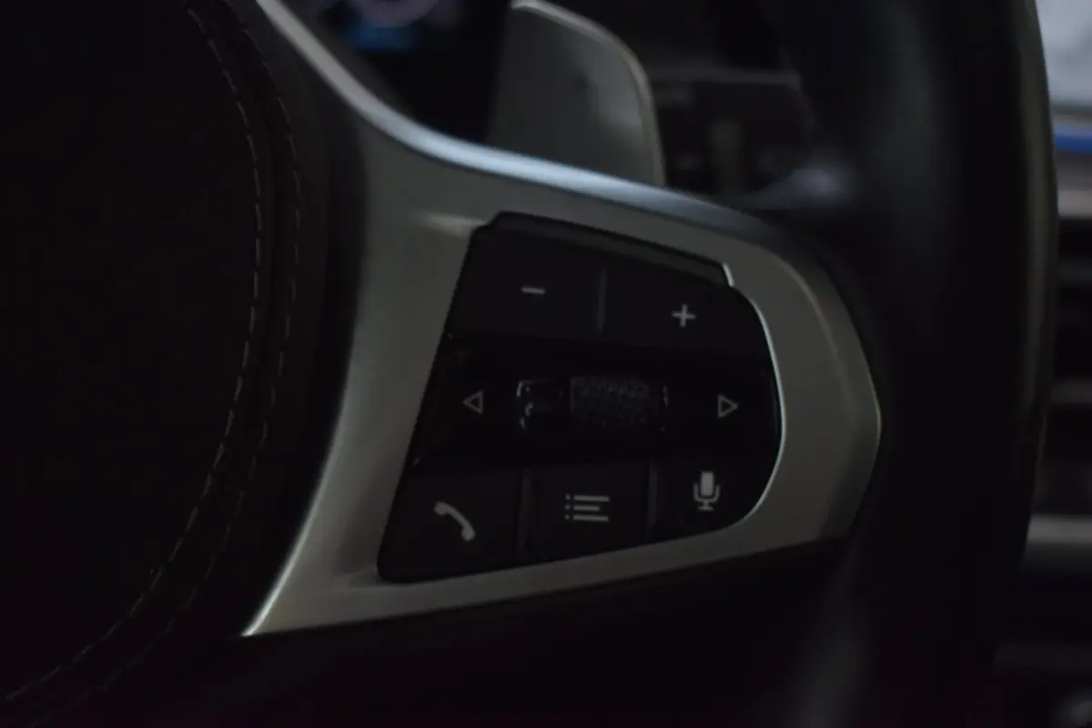 45e M-Sport xDrive 394pk | AKRAPOVIC | CRYSTAL POOK | PANODAK