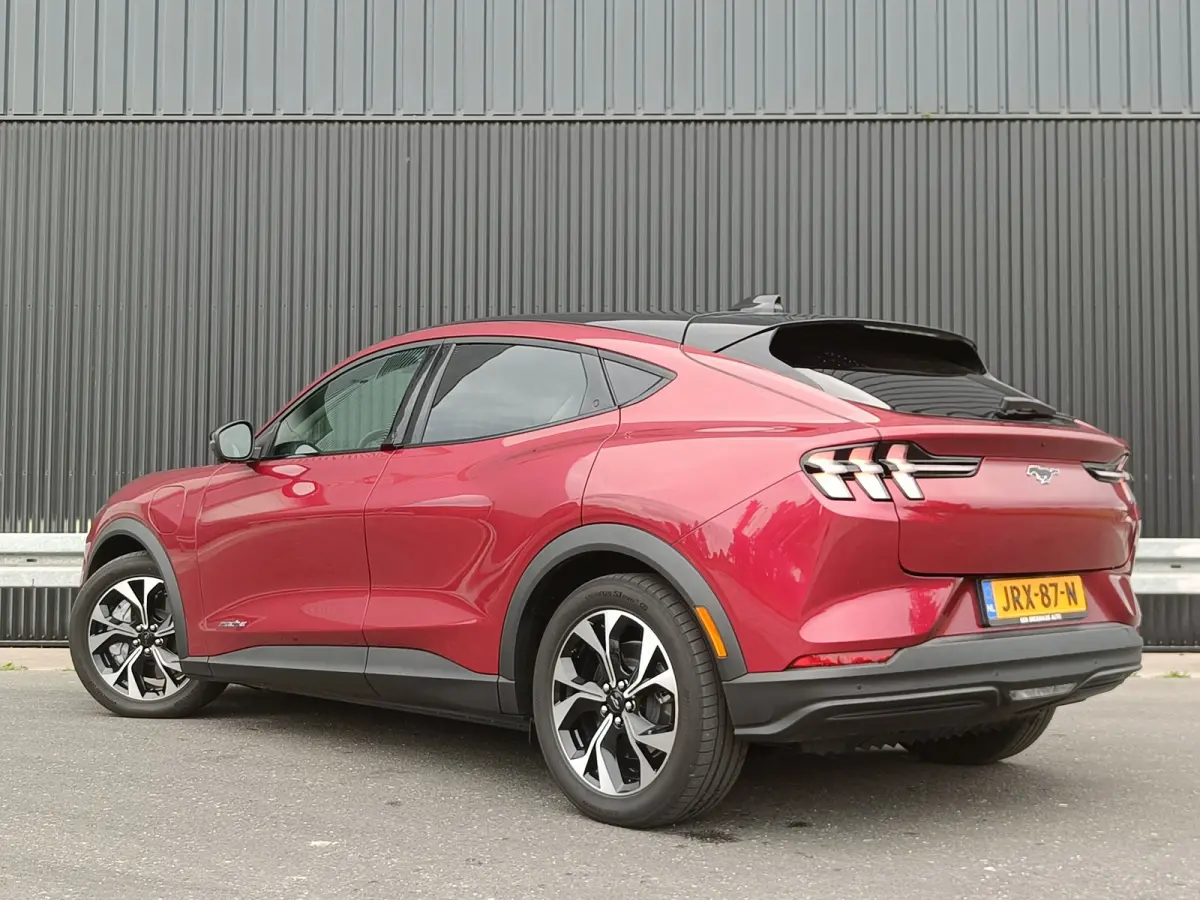 Standard RWD 73 kWh | Technology Plus Pack | Panoramadak | 360 Camera | Memory Stoel | B&O |