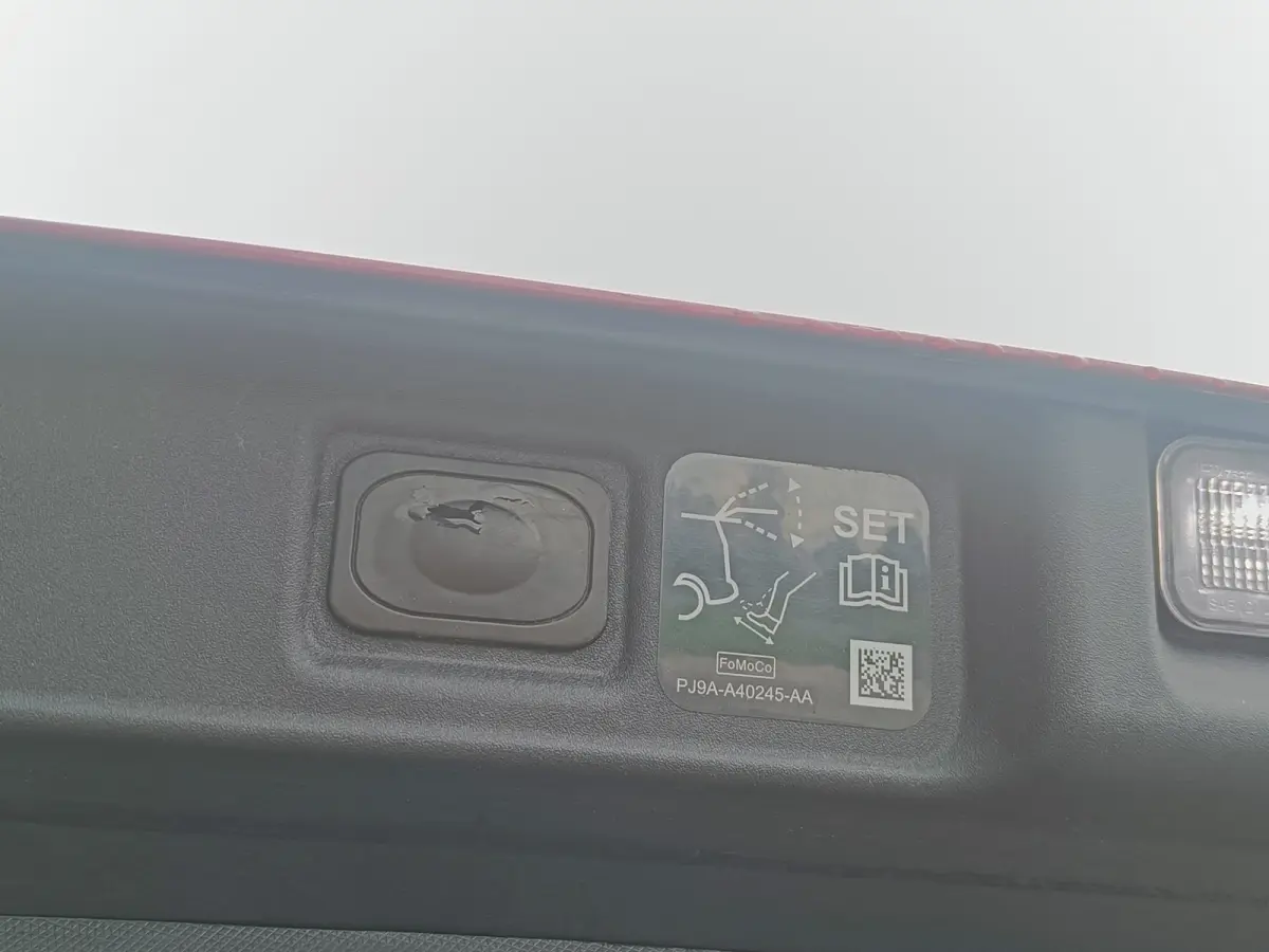 Standard RWD 73 kWh | Technology Plus Pack | Panoramadak | 360 Camera | Memory Stoel | B&O |