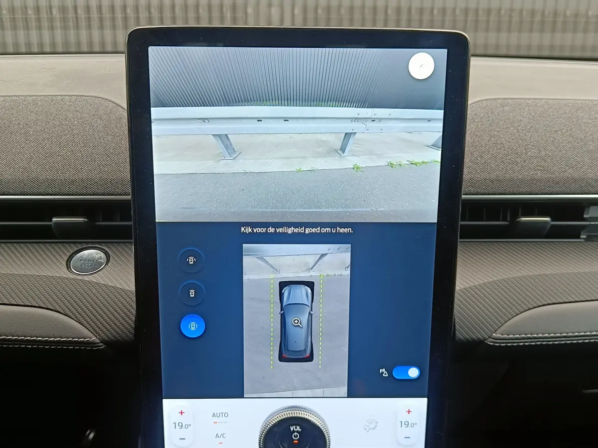 Standard RWD 73 kWh | Technology Plus Pack | Panoramadak | 360 Camera | Memory Stoel | B&O |