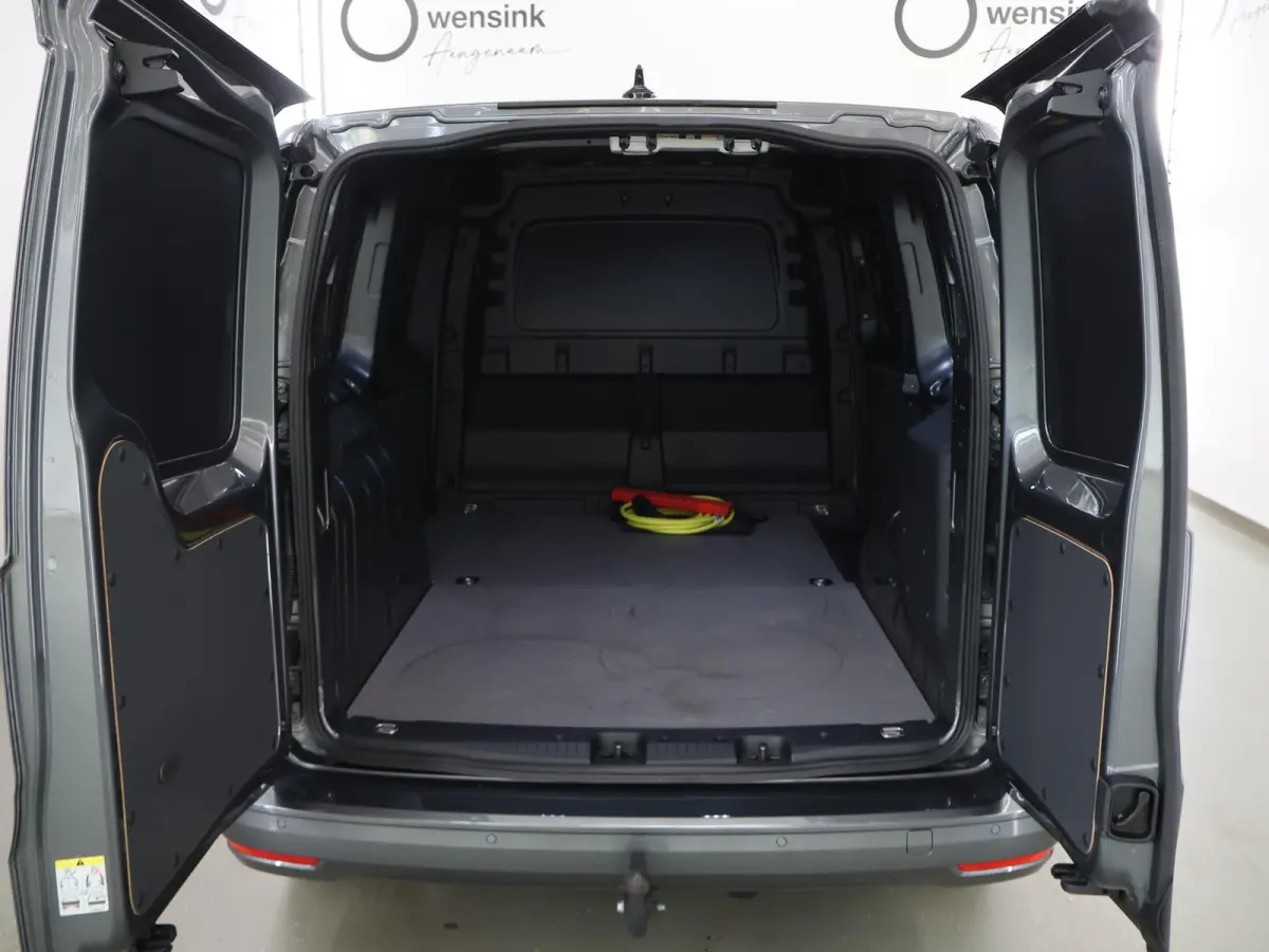 1.5 EcoBoost | PHEV | L2 | LIMITED | CLIMATE CONTROL | TREKHAAK | ADAPTIVE CRUISE CONTROL | NAVIGATIE | PARKEERCAMERA | PARKEERSENSOREN VOOR EN ACHTER | IN KLEUR GESPOTEN BUMPERS
