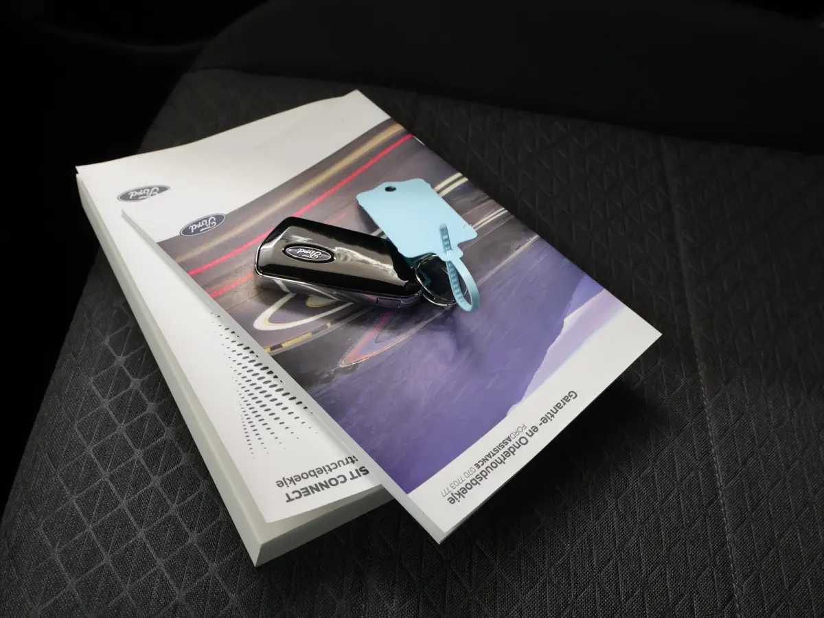 1.5 EcoBoost | PHEV | L2 | LIMITED | CLIMATE CONTROL | TREKHAAK | ADAPTIVE CRUISE CONTROL | NAVIGATIE | PARKEERCAMERA | PARKEERSENSOREN VOOR EN ACHTER | IN KLEUR GESPOTEN BUMPERS
