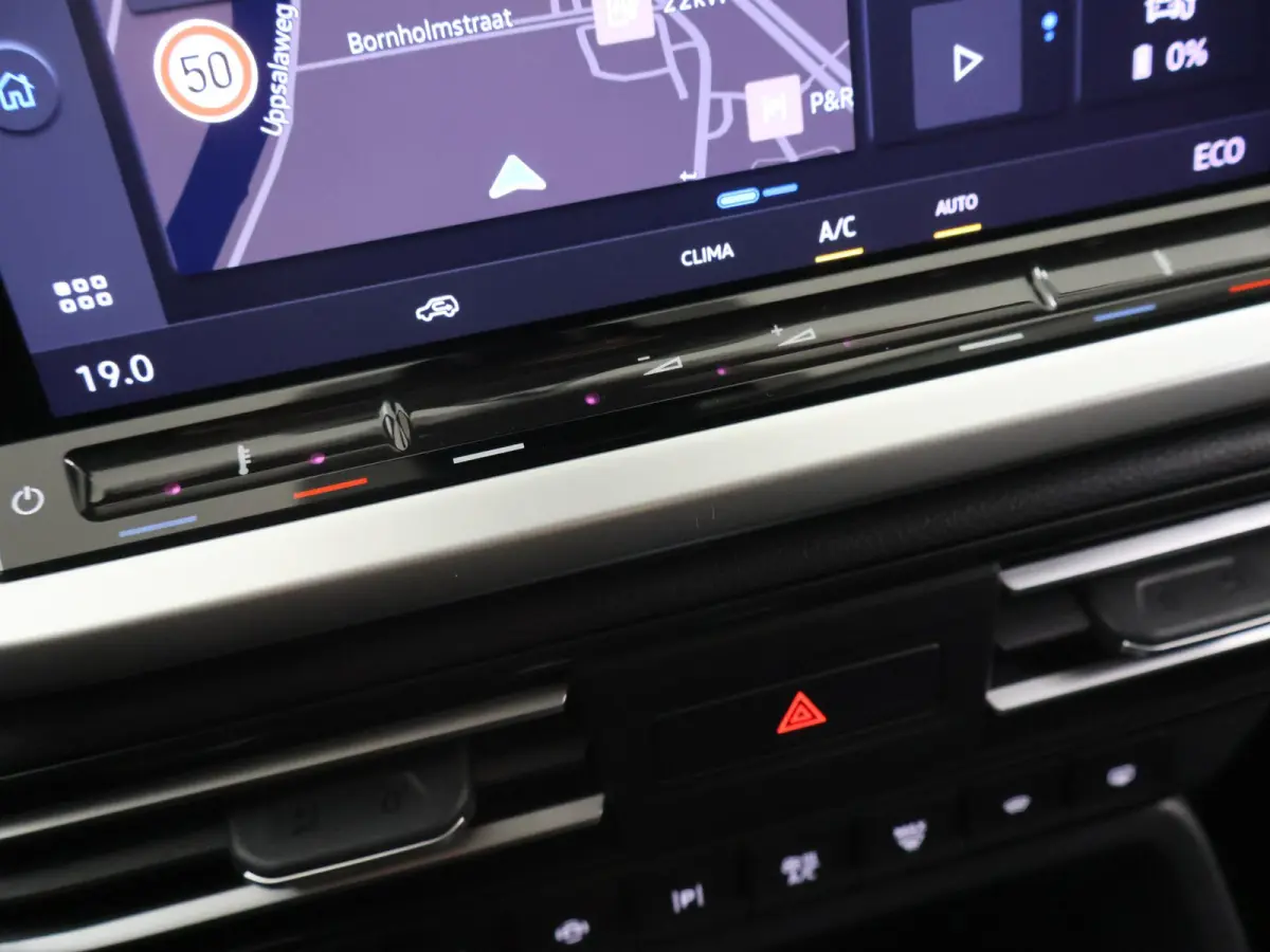 1.5 EcoBoost | PHEV | L2 | LIMITED | CLIMATE CONTROL | TREKHAAK | ADAPTIVE CRUISE CONTROL | NAVIGATIE | PARKEERCAMERA | PARKEERSENSOREN VOOR EN ACHTER | IN KLEUR GESPOTEN BUMPERS