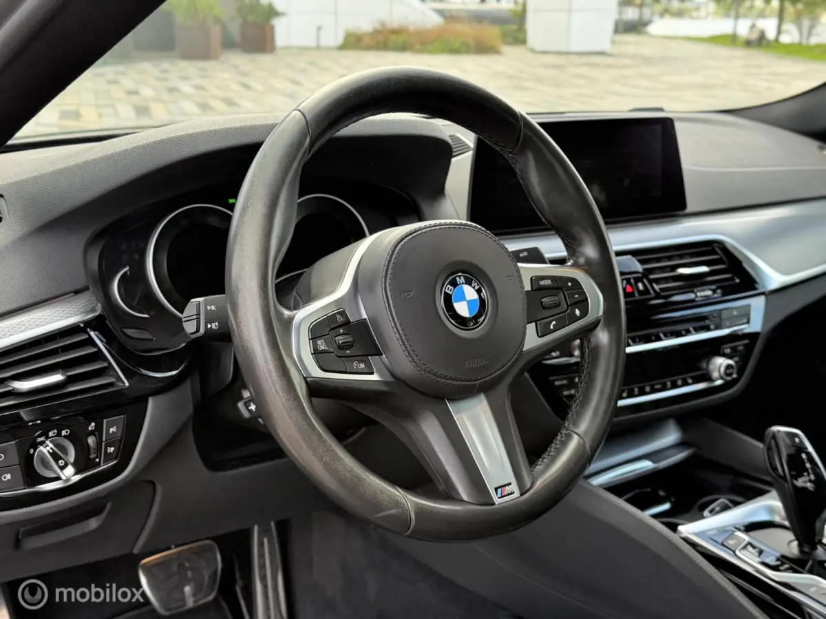 530e iPerformance M Sport |Pano |Leder |Memory