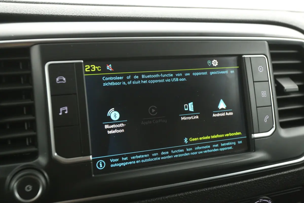 75 kWh L2H1 | Snelladen | SOH 91% | Airco | Camera | Cruise | Carplay | 3 Zits | Trekhaak