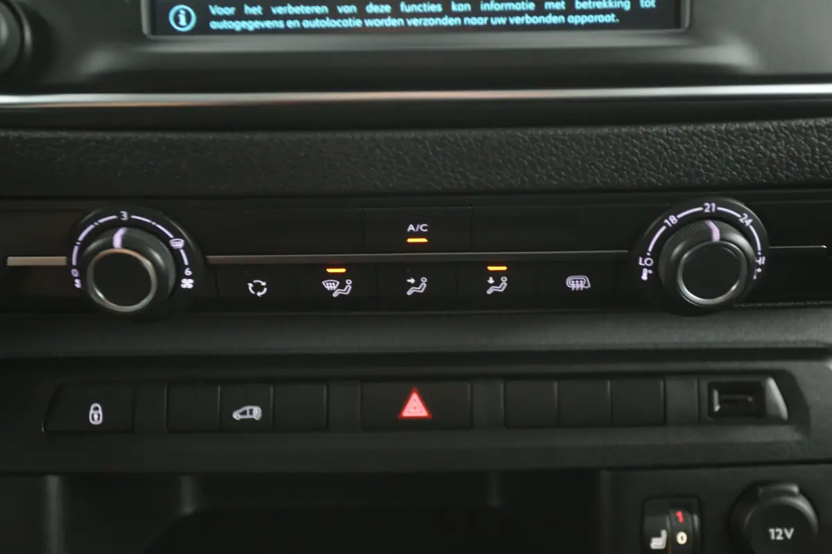 75 kWh L2H1 | Snelladen | SOH 91% | Airco | Camera | Cruise | Carplay | 3 Zits | Trekhaak