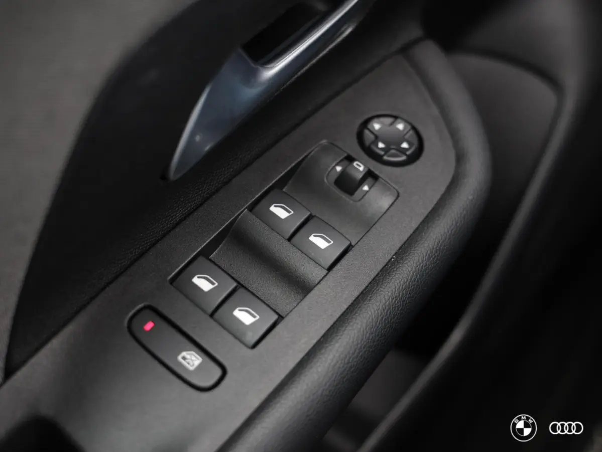 1.2 Turbo EDITION / ACC / NAVI / STOELVERW / TREKHAAK / DAB / APPLE CARPLAY / PARKEER CAMERA