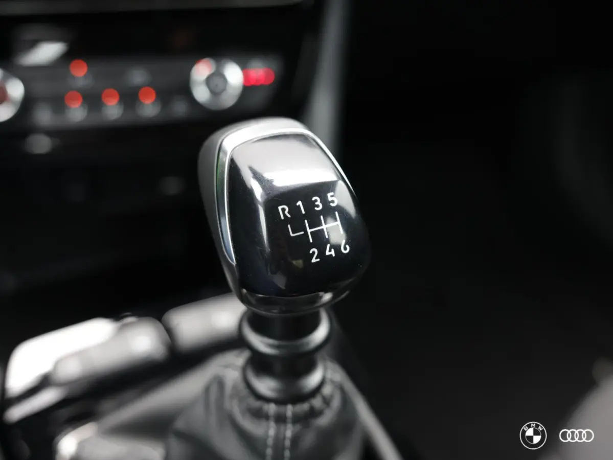 1.2 Turbo EDITION / ACC / NAVI / STOELVERW / TREKHAAK / DAB / APPLE CARPLAY / PARKEER CAMERA