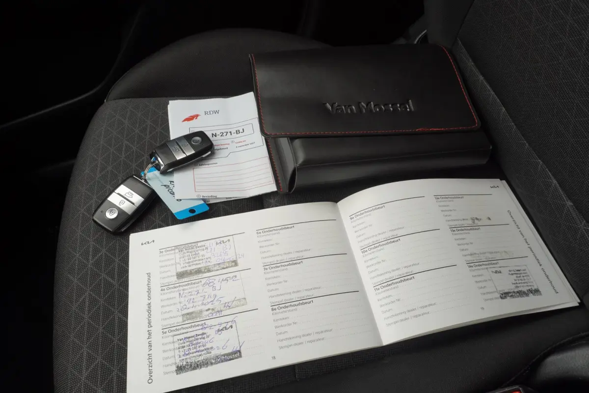 1.0 DPi DynamicPlusLine+Ecc+Led+Breed-Navigatie+camera+cruise+Leder-Multie-stuur = SUPER !!
