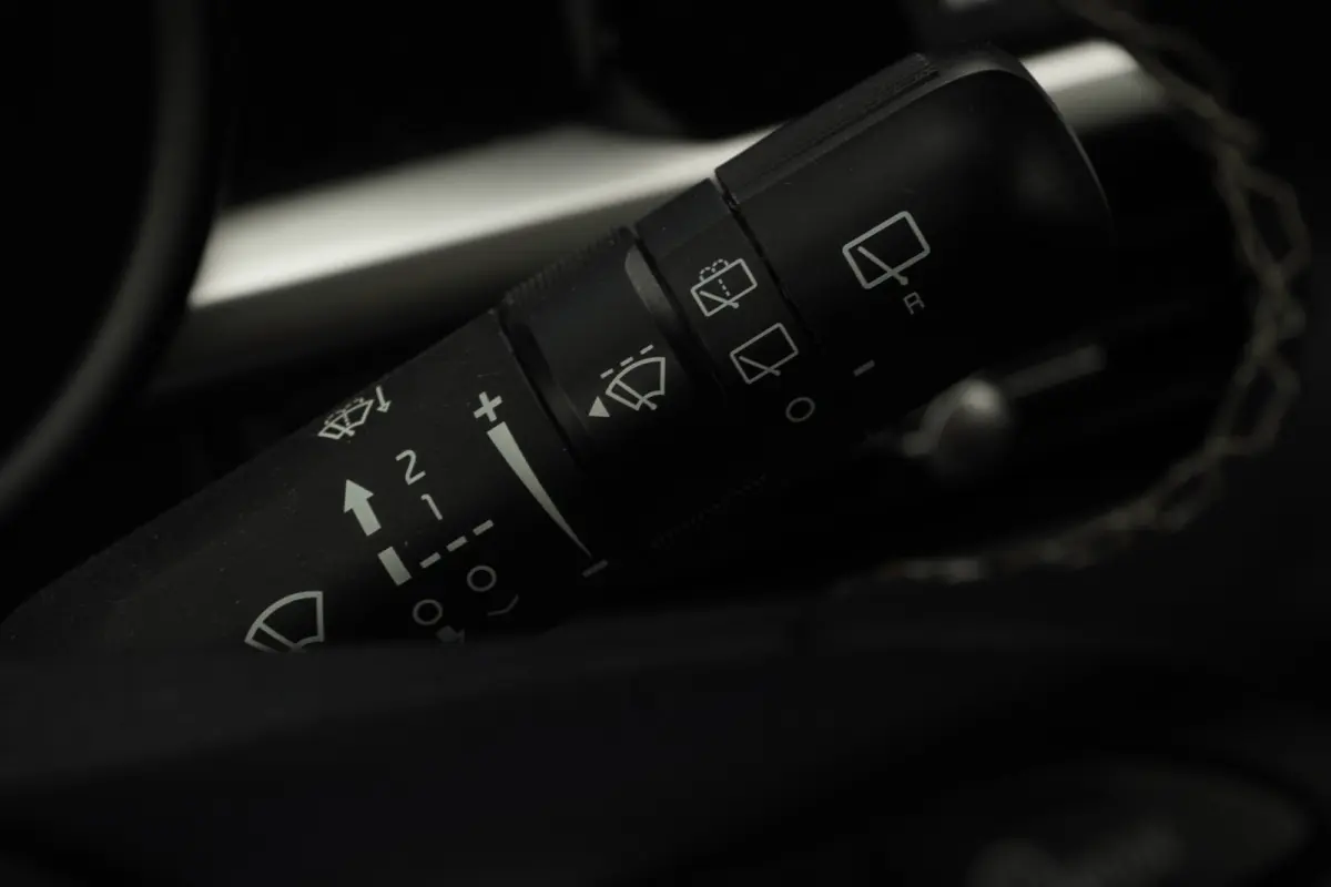 1.0 DPi DynamicPlusLine+Ecc+Led+Breed-Navigatie+camera+cruise+Leder-Multie-stuur = SUPER !!
