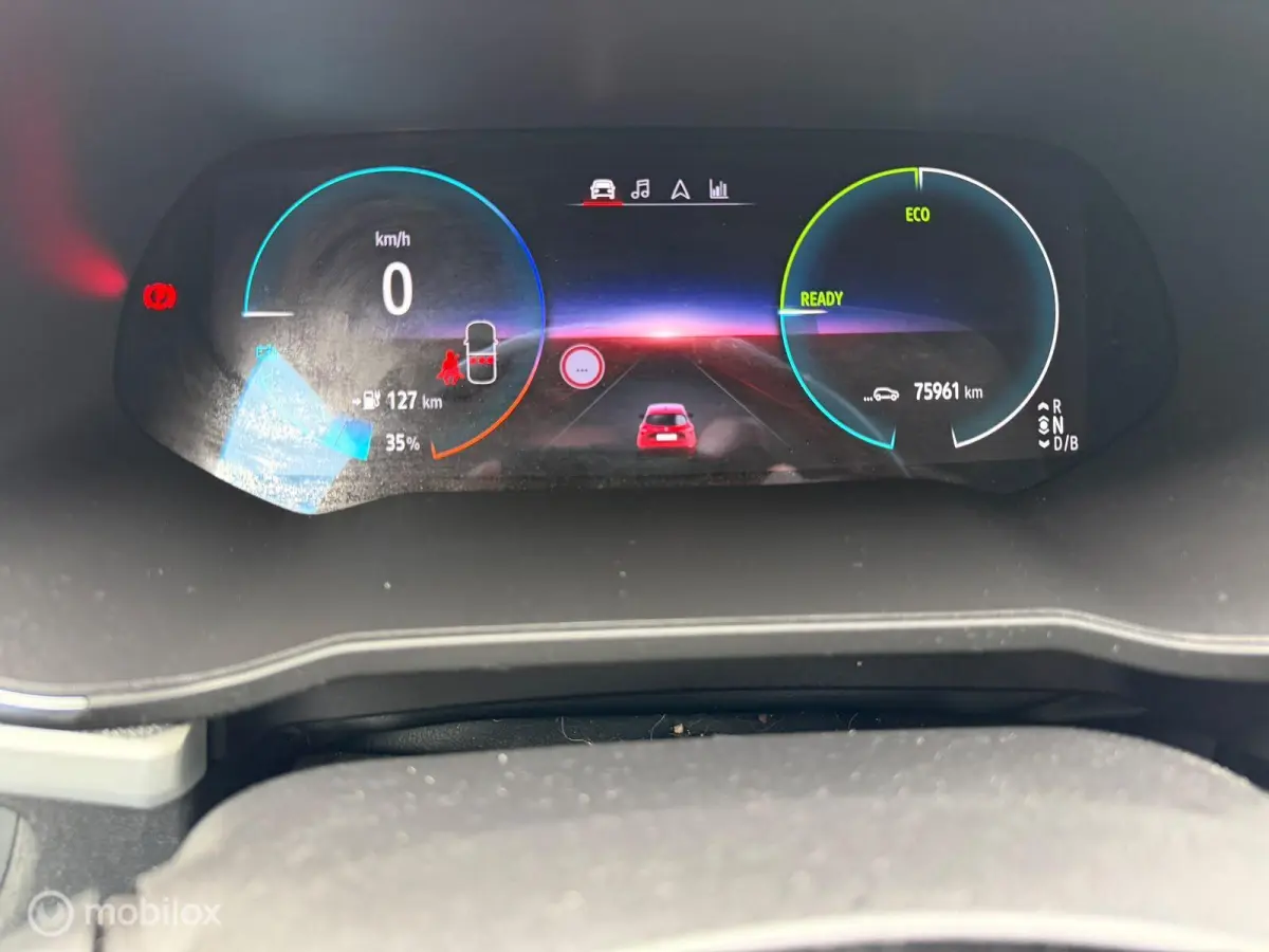 R135 Intens 52 kWh accu huur