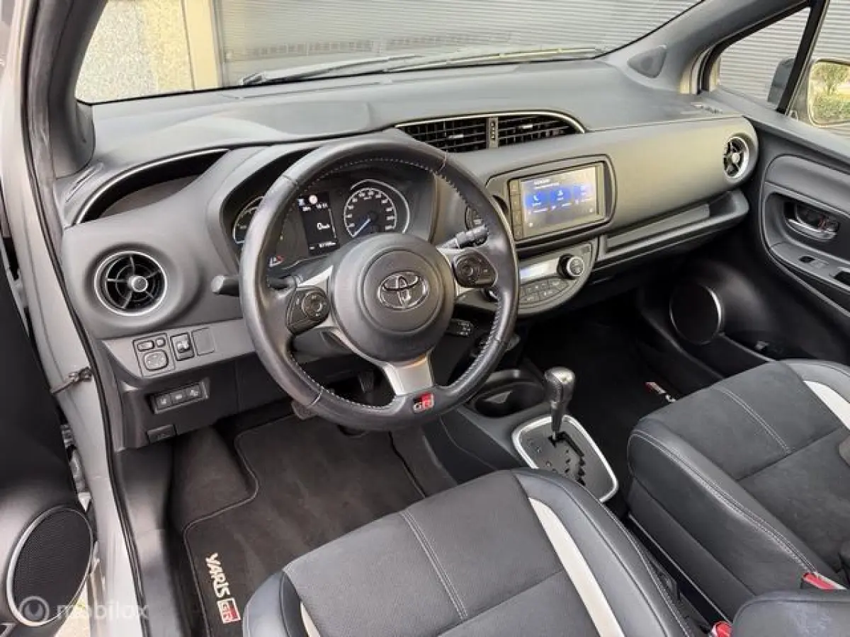 1.5 Hybrid GR-Sport