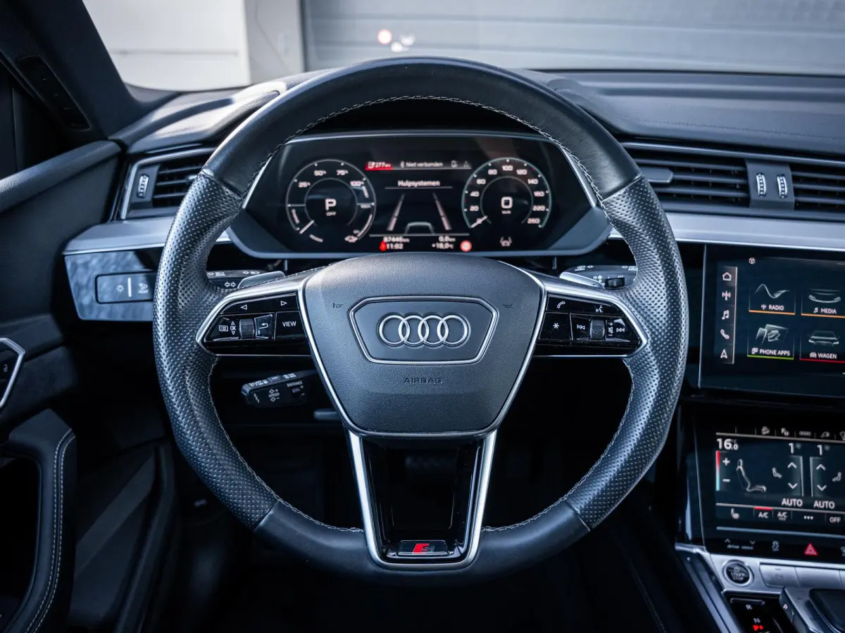 55 quattro S edition 95 kWh 3x S-Line l Pano l HUD l B&O l Luchtv.