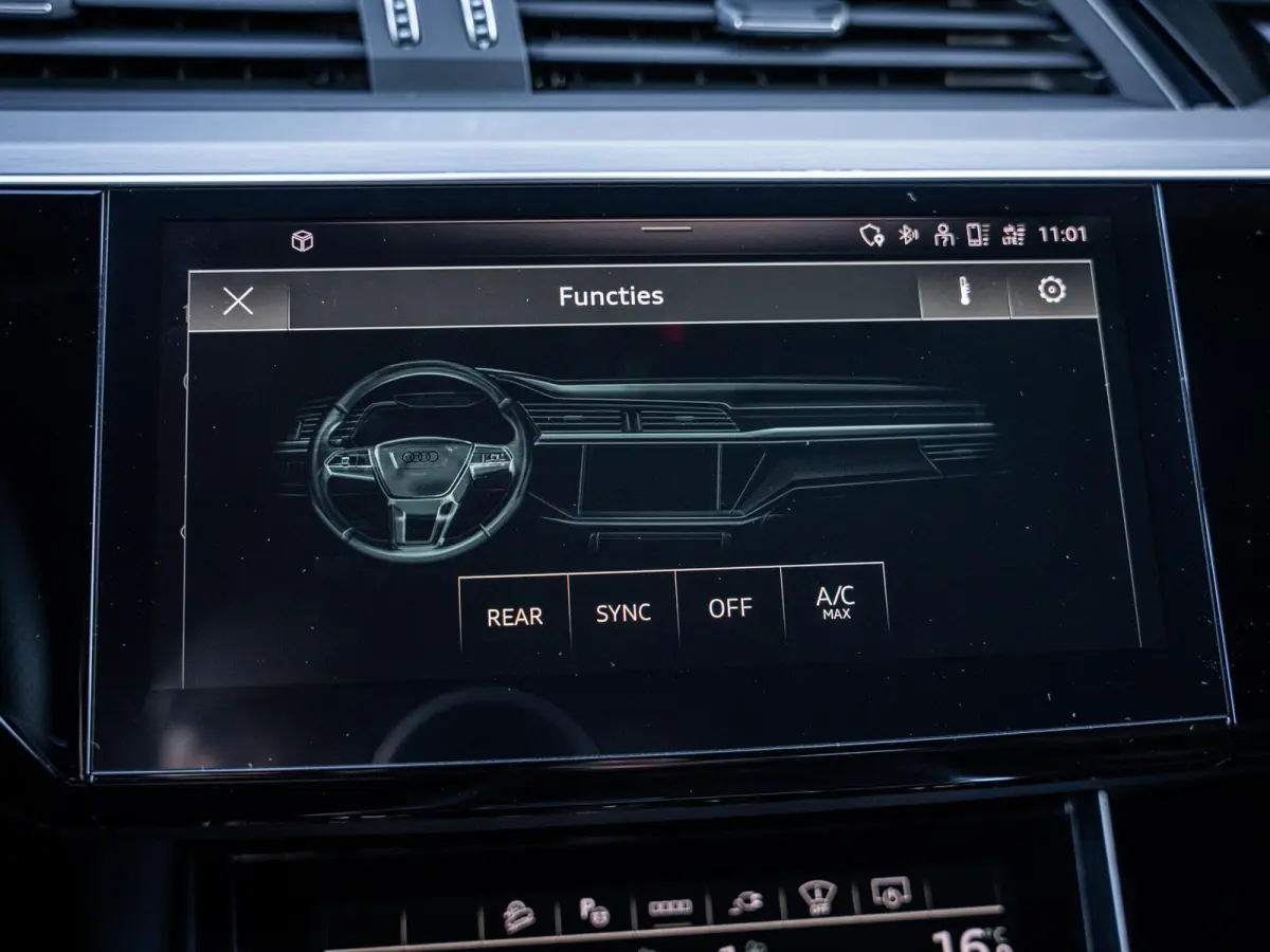 55 quattro S edition 95 kWh 3x S-Line l Pano l HUD l B&O l Luchtv.