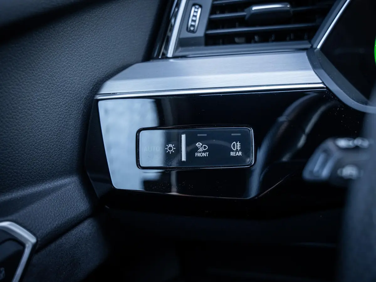 55 quattro S edition 95 kWh 3x S-Line l Pano l HUD l B&O l Luchtv.