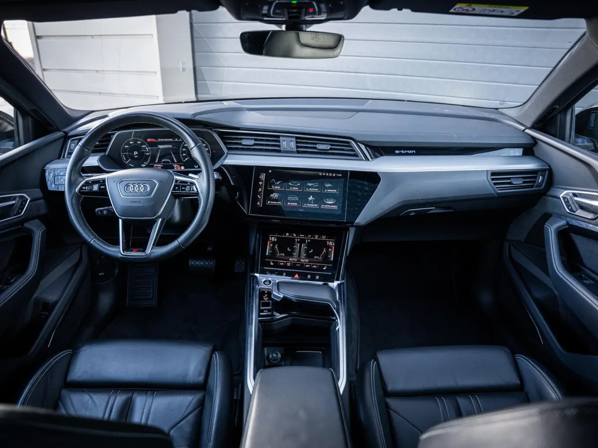 55 quattro S edition 95 kWh 3x S-Line l Pano l HUD l B&O l Luchtv.