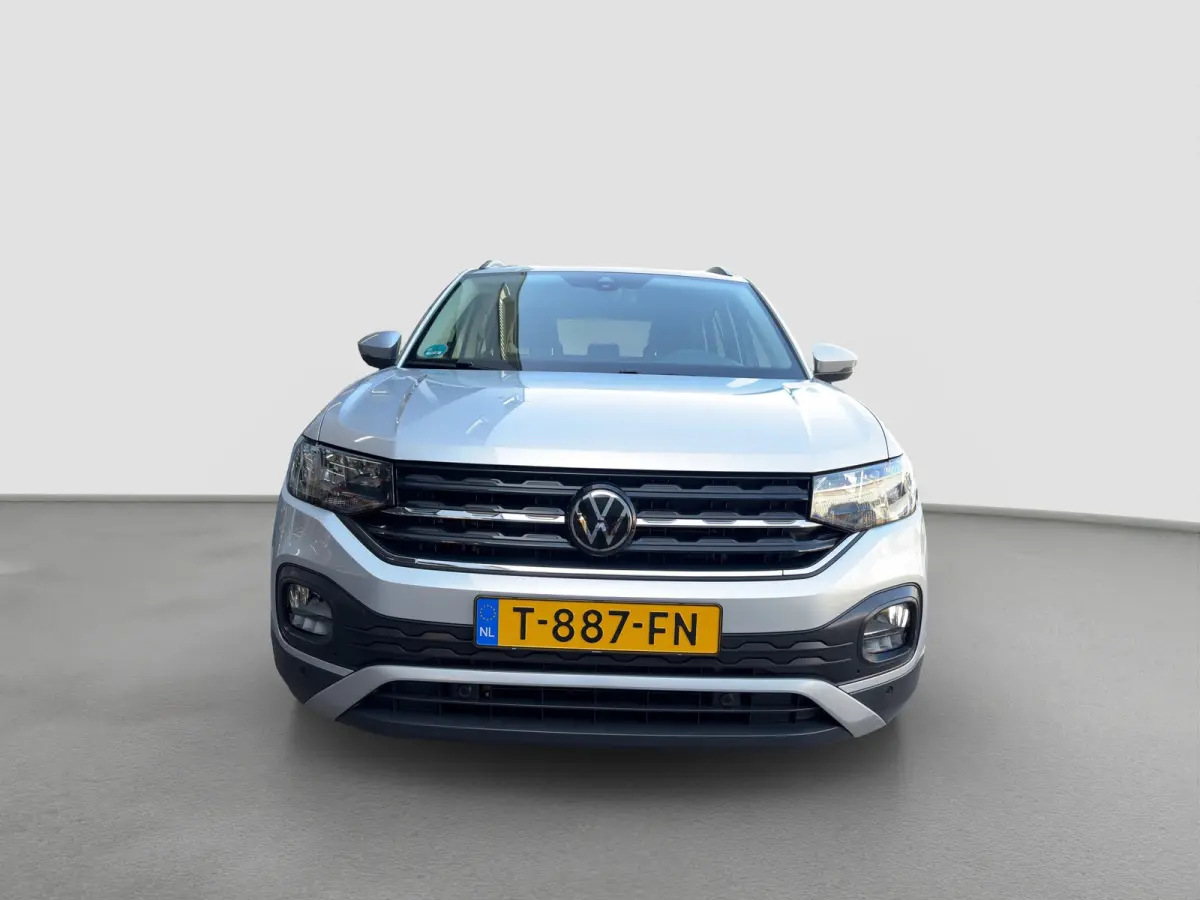 1.0 TSI Life Automaat | Camera | Adaptive Cruise | Velgen | Carplay | Trekhaak | Stoelverwarming | Dakrails | Metallic lak | DAB | Parkeersensoren