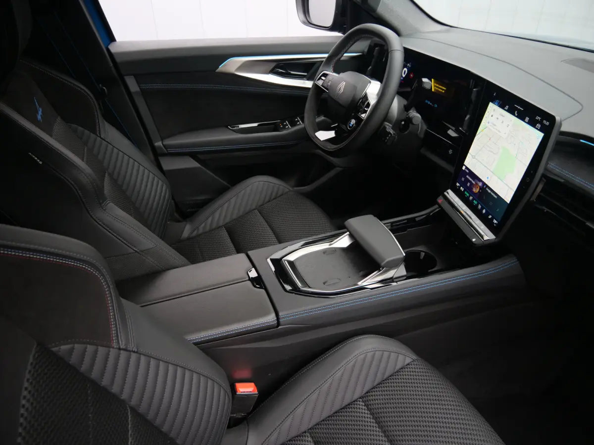 1.2 E-Tech full hybrid 200 Pk esprit Alpine Automaat Navi / DAB / Camera / Apple Carplay / 20 inch / Stoelverwarming