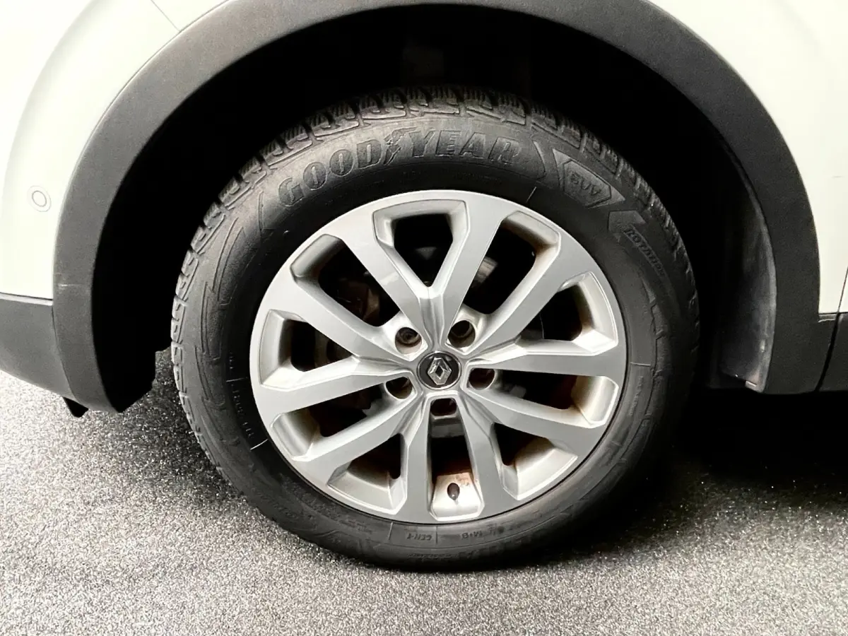 1.2 TCe Intens PANO NAVI LEER AIRCO