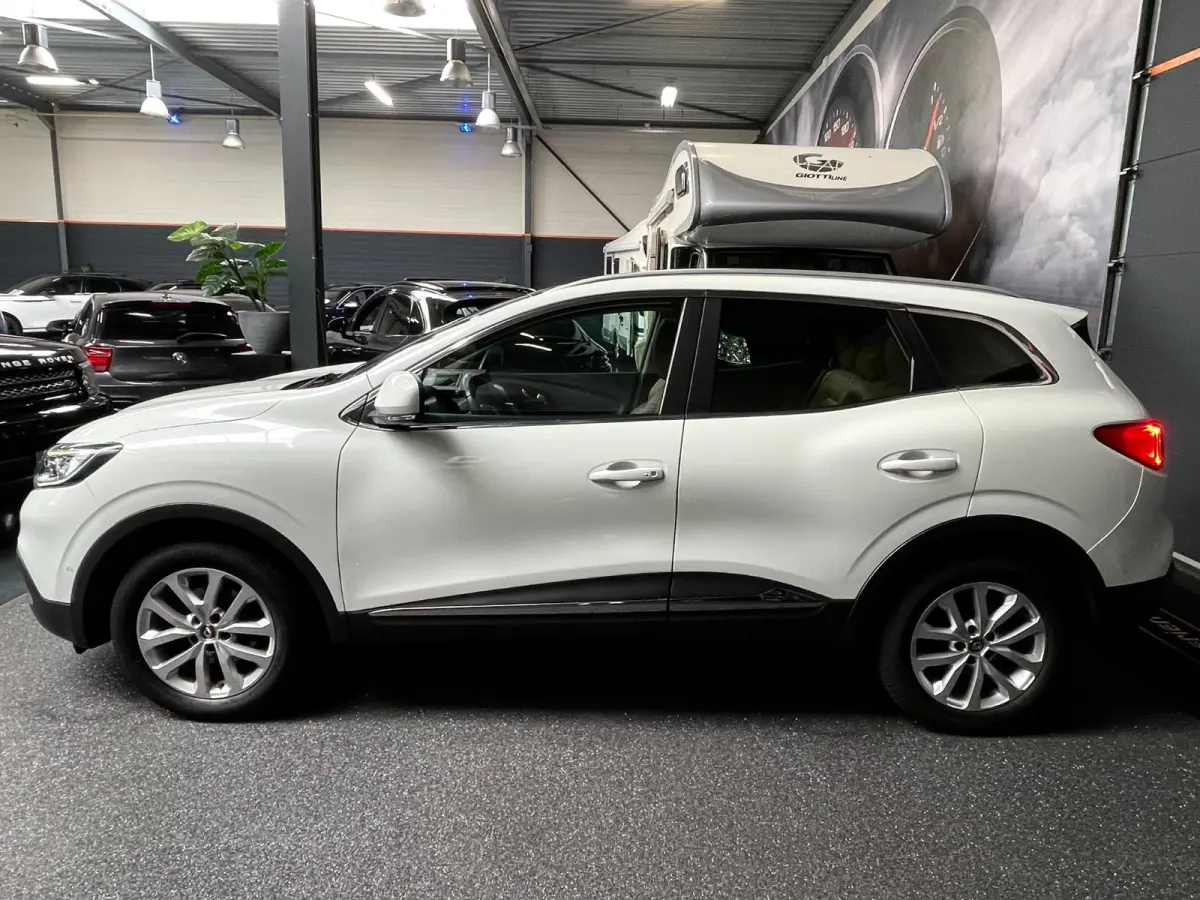 1.2 TCe Intens PANO NAVI LEER AIRCO